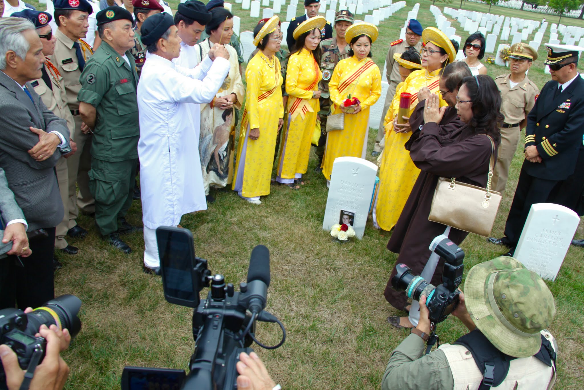 arlingtoncemeterynhathung092416p08