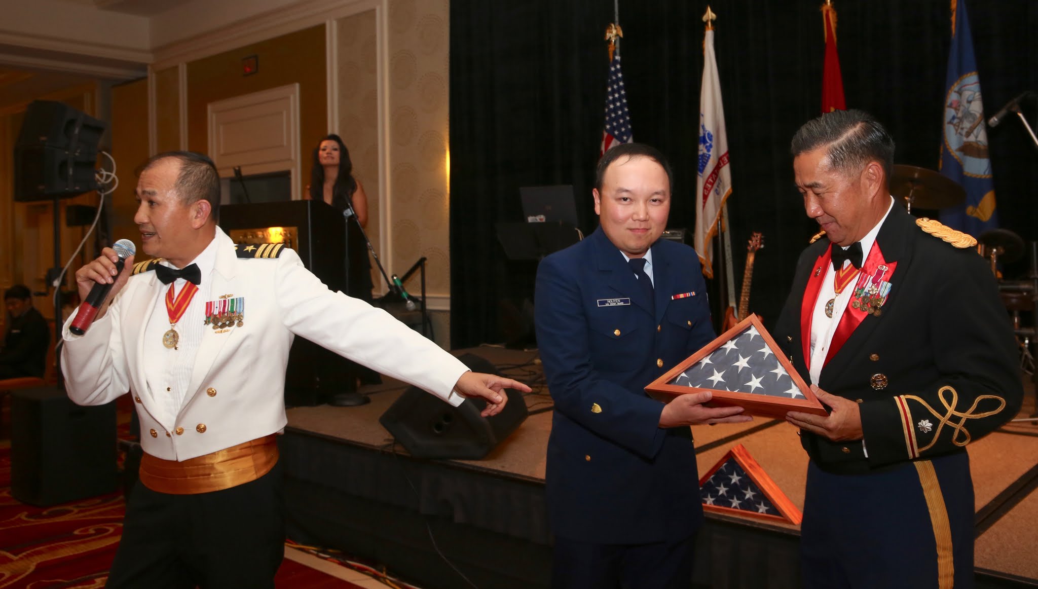 vausanhathung092416p09