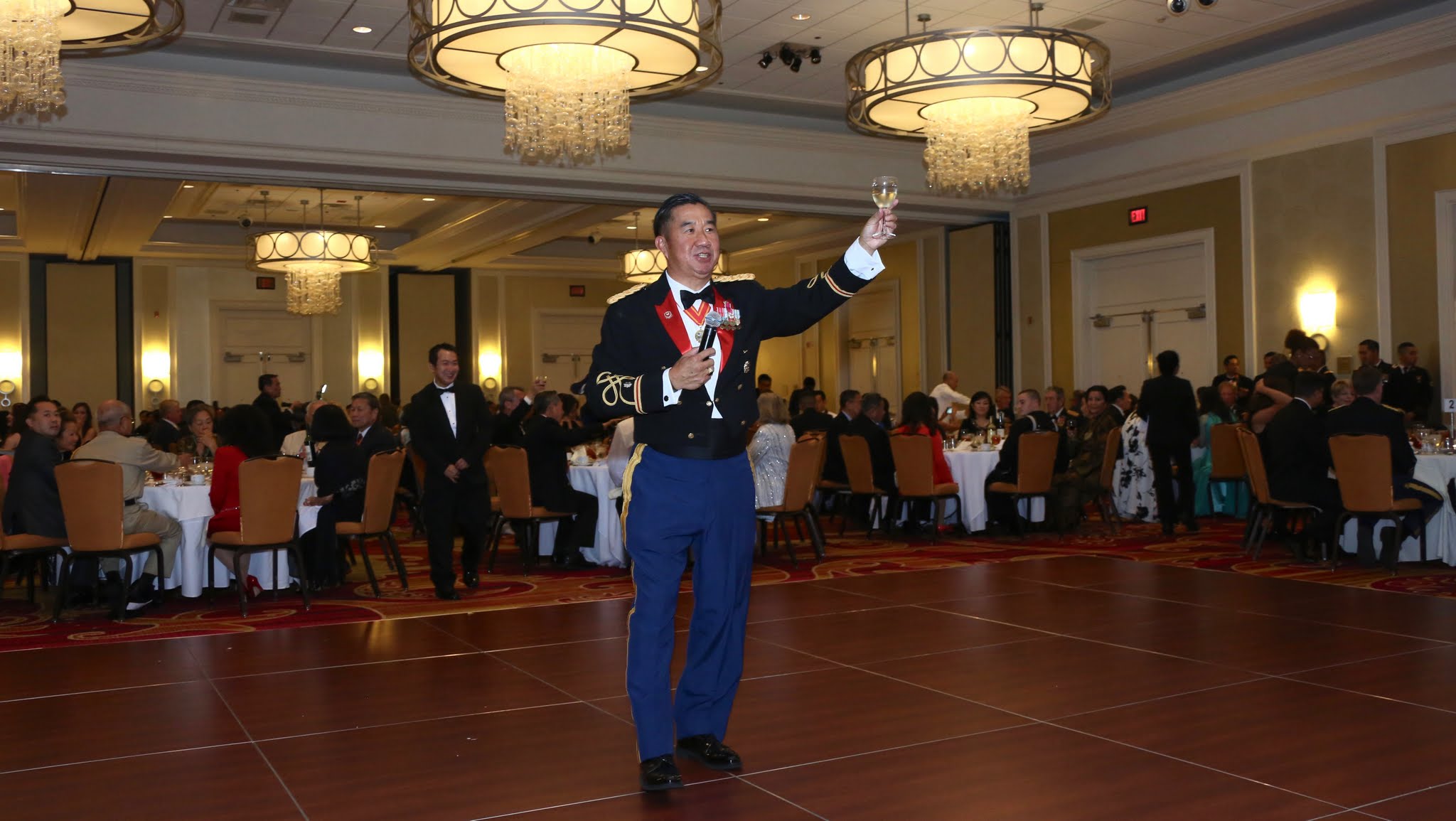 vausanhathung092416p11