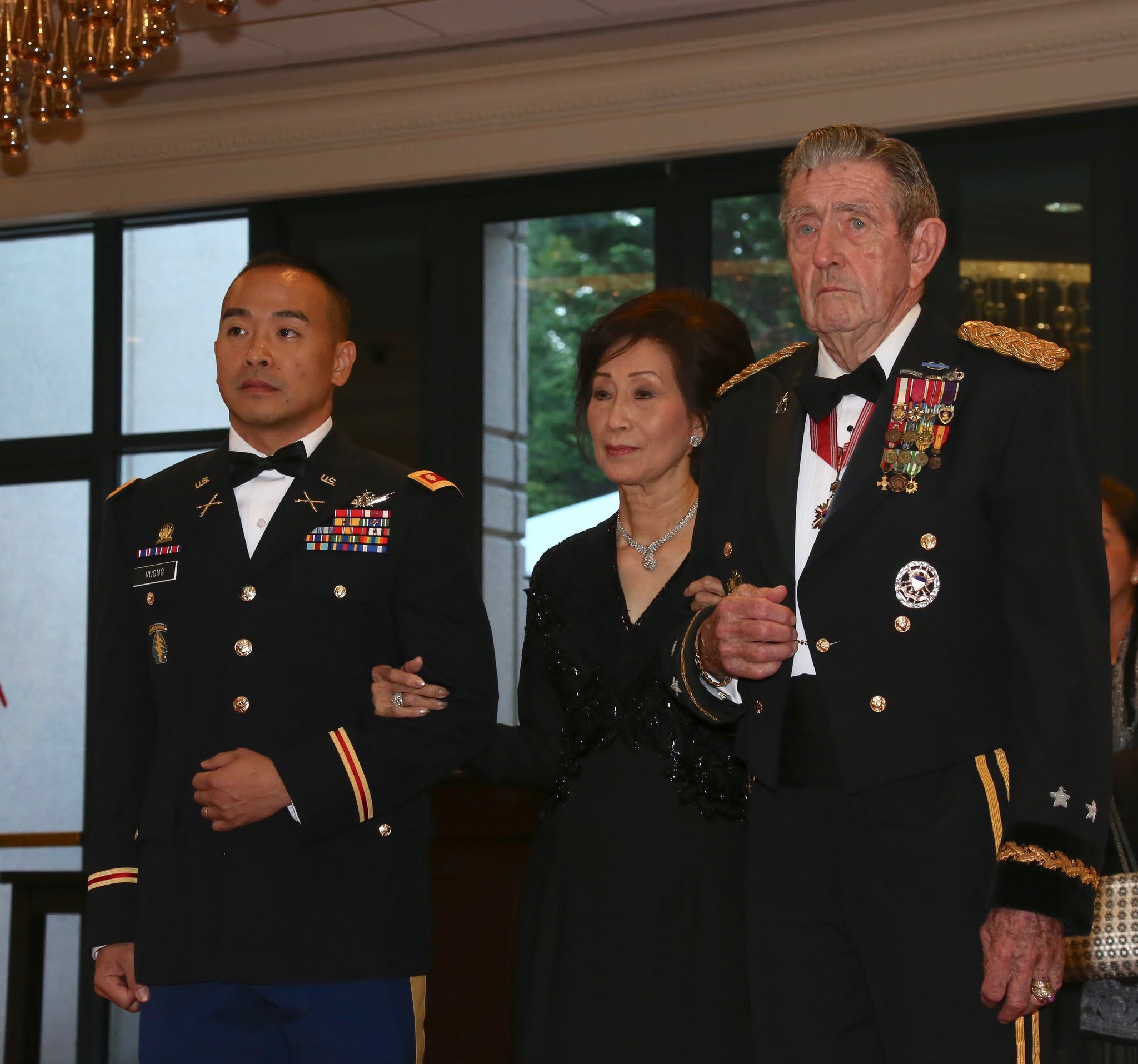 vausanhathung092416p16