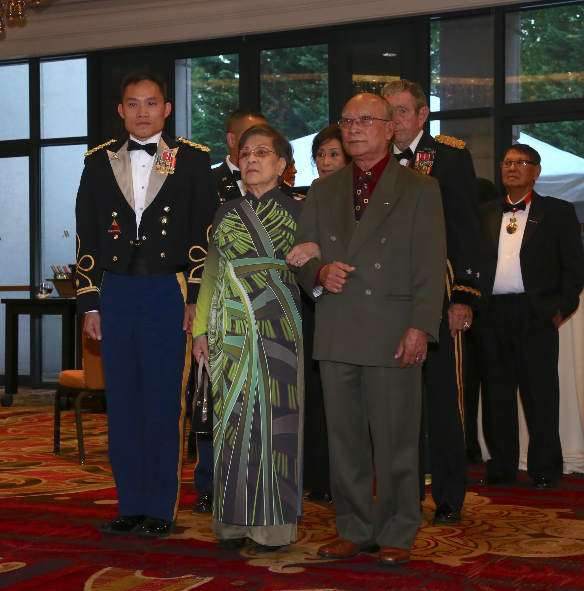 vausanhathung092416p17